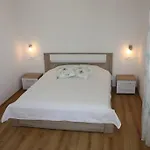 House Of 98 M² With Three Bedrooms, Two Bathrooms 度假居 沃迪切