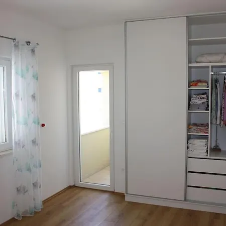 度假居 House Of 98 M² With Three Bedrooms, Two Bathrooms