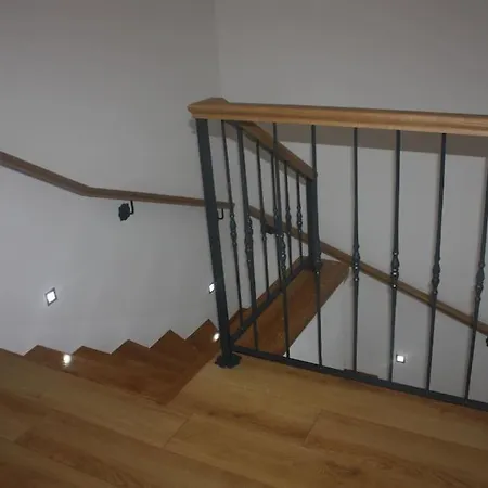 House Of 98 M² With Three Bedrooms, Two Bathrooms