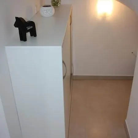 House Of 98 M² With Three Bedrooms, Two Bathrooms 沃迪切