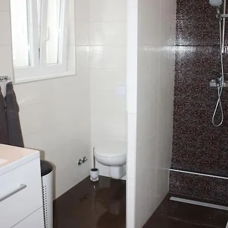 度假居 House Of 98 M² With Three Bedrooms, Two Bathrooms *