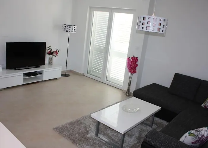 House Of 98 M² With Three Bedrooms, Two Bathrooms Casa vacanze *