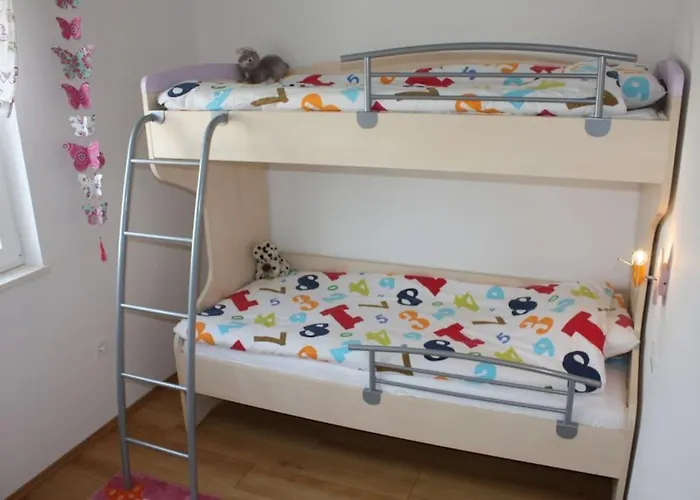 House Of 98 M² With Three Bedrooms, Two Bathrooms