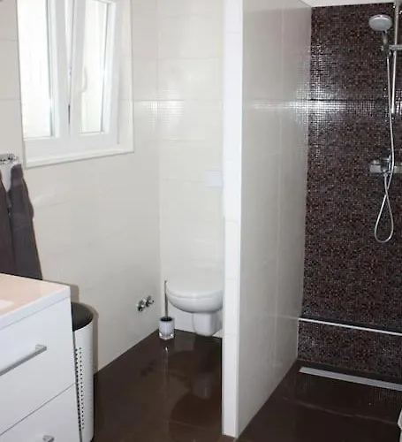 Casa vacanze House Of 98 M² With Three Bedrooms, Two Bathrooms *