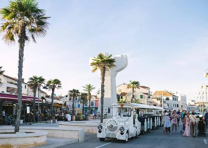 House Of 98 M² With Three Bedrooms, Two Bathrooms